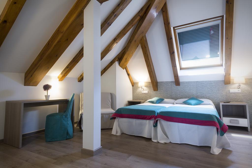 Hotel Rural Aunamendi Ochagavía Pokoj fotografie